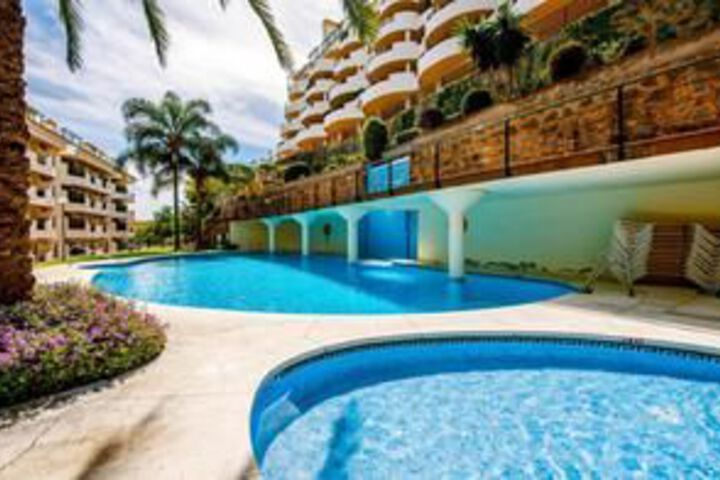 Pool 59 of 73