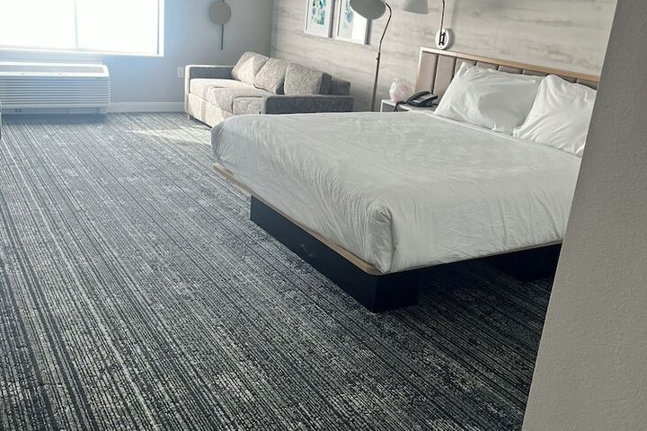 Room 13 of 41