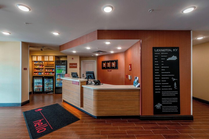 Hotel Interior 4 of 28