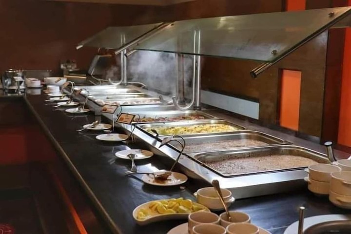 Dining 16 of 22