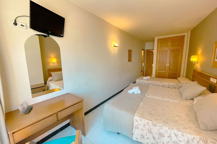 Room 15 of 57