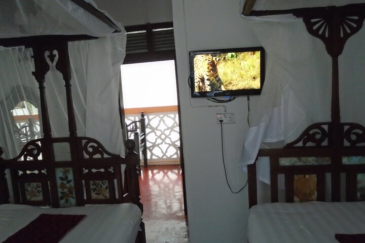 Room 14 of 39