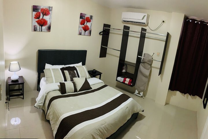 Room 4 of 42