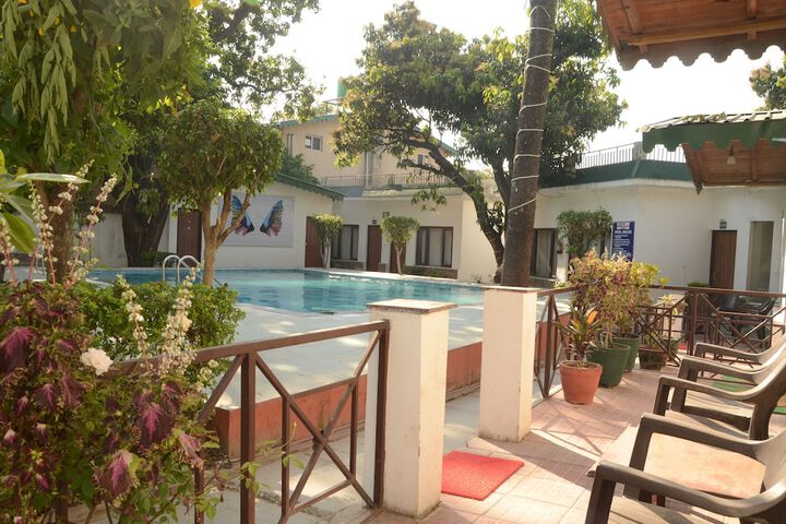 Pool 128 of 178