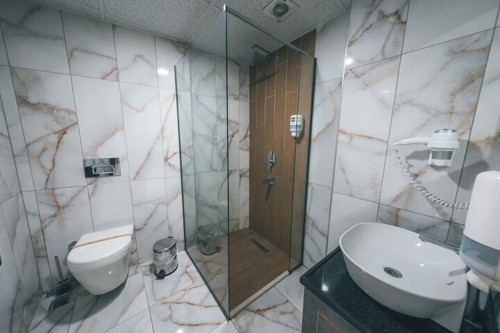 Room 45 of 60