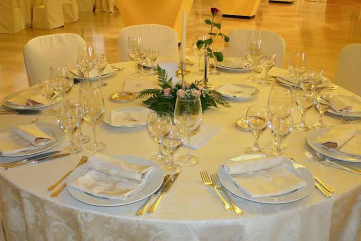 Ballroom/Hall 21 of 28