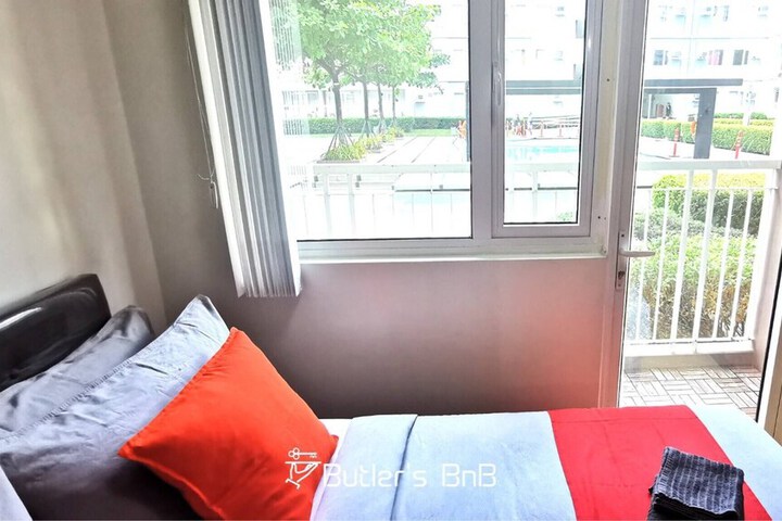 Room 2 of 20