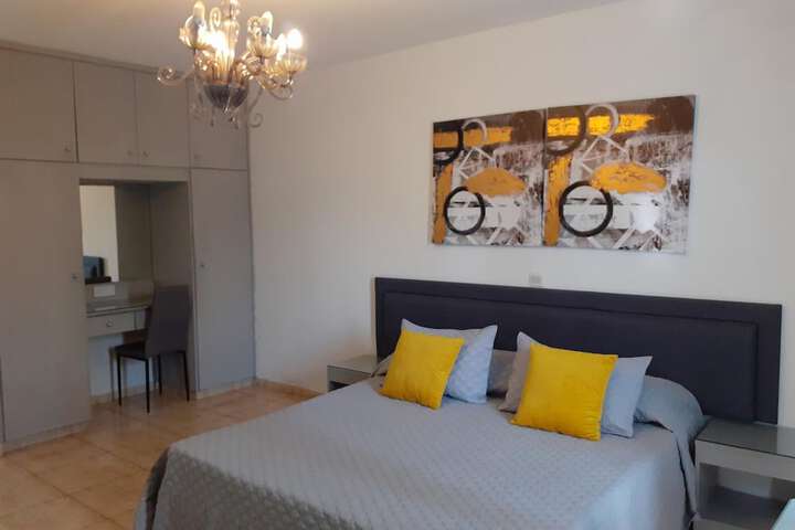 Room 15 of 61