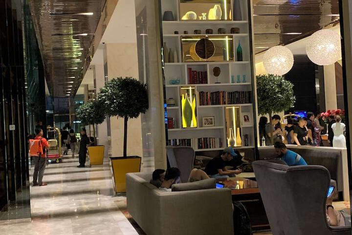 Business Center 96 of 113