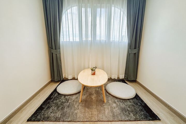 Room 127 of 190