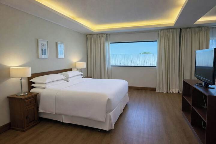 Room 25 of 74