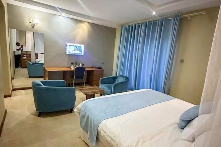 Room 19 of 55