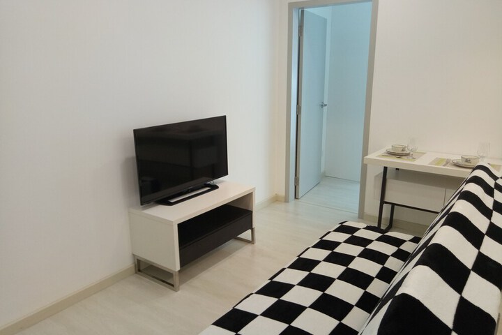 Room 17 of 42