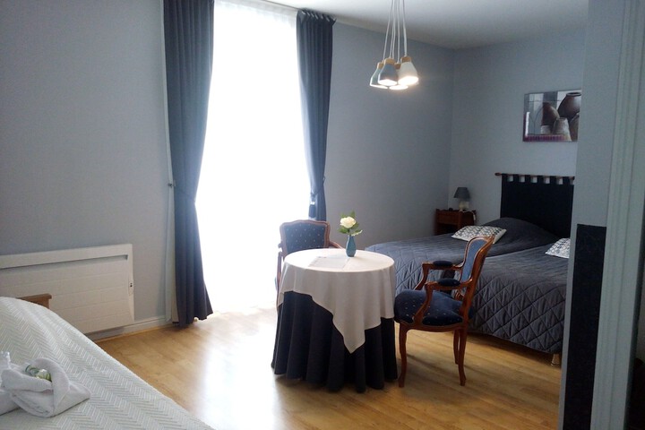 Room 5 of 60