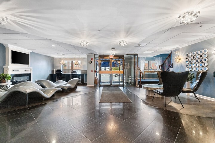 Lobby Entry