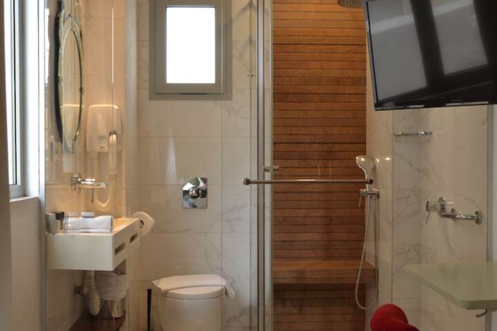 Bathroom Interior Photo