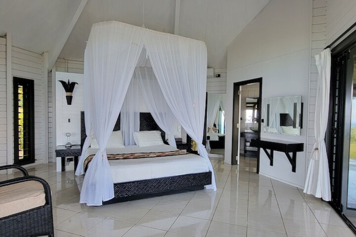 Room 10 of 55