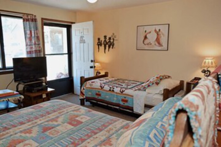 Image of Aspenwest_townhouse_#04_studio