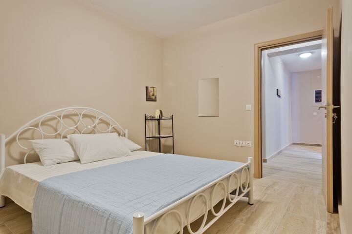 Petra Villas-Maistros Villa
