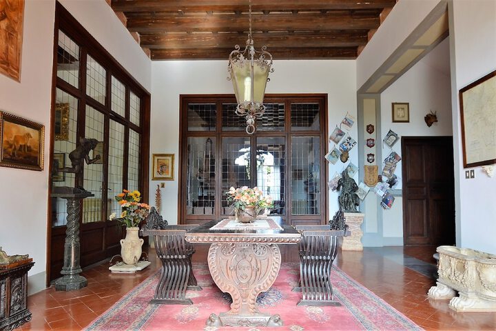 Guest Lobby