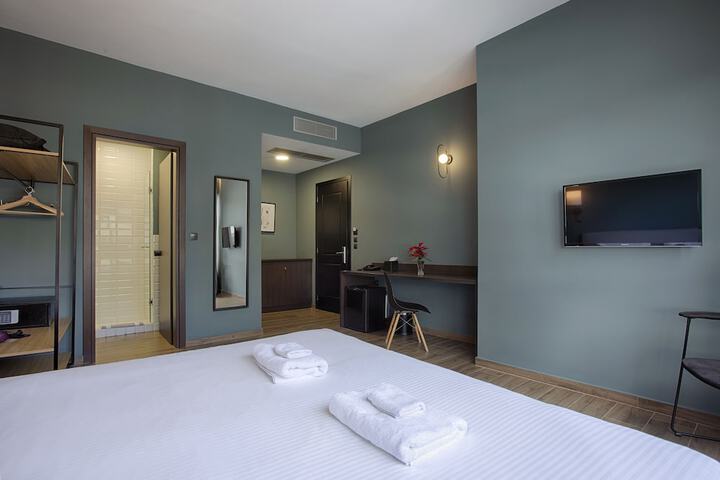 Room 18 of 39