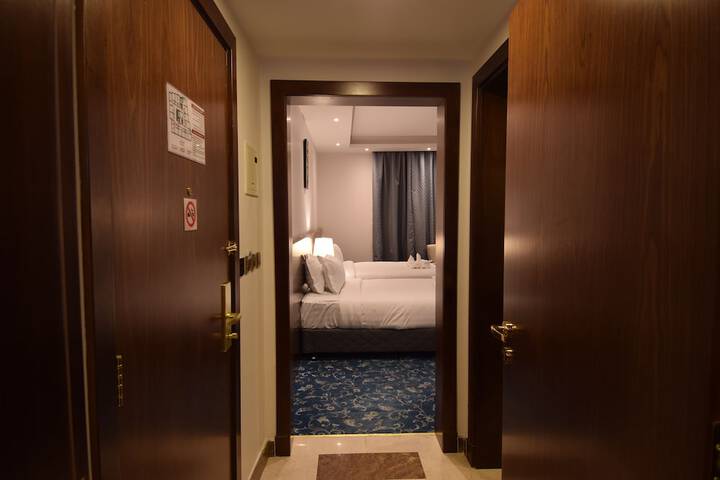 Room 16 of 39