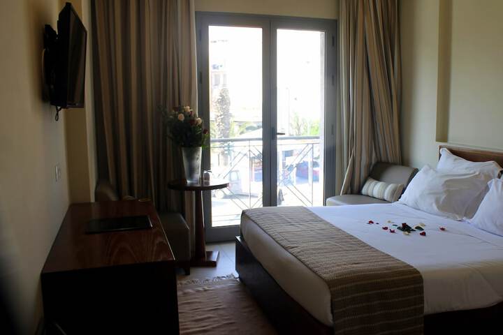 Room 22 of 29