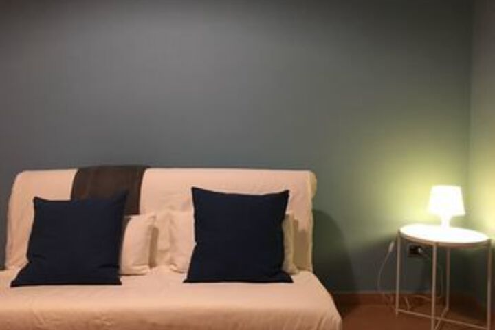Room 28 of 35
