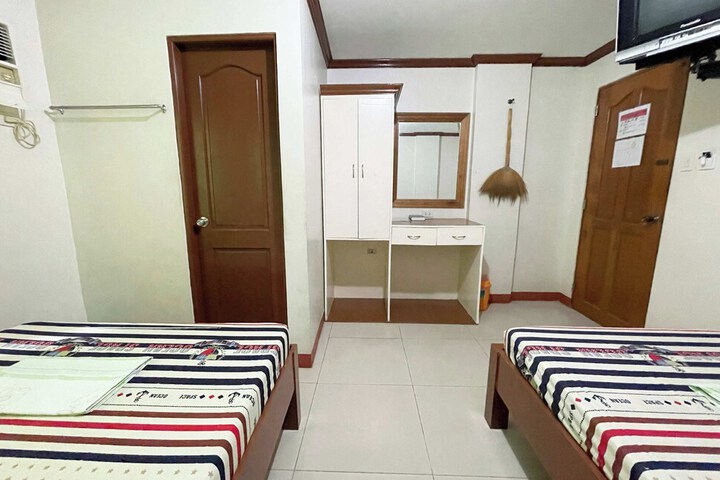 Room 21 of 55