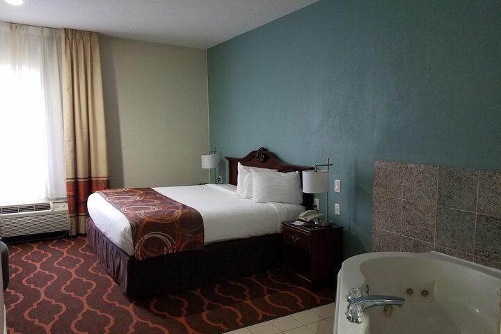 1 King Bed (8 of 45)