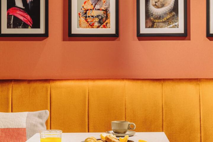 Breakfast area
