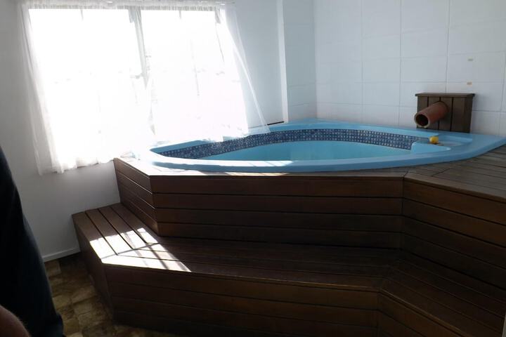 Spa 44 of 48