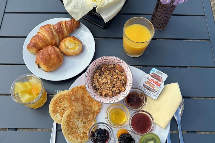Dining Photos