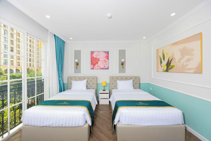 Room 16 of 75