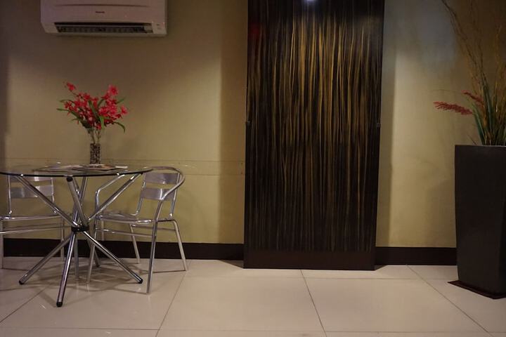 Hotel Interior 4 of 27