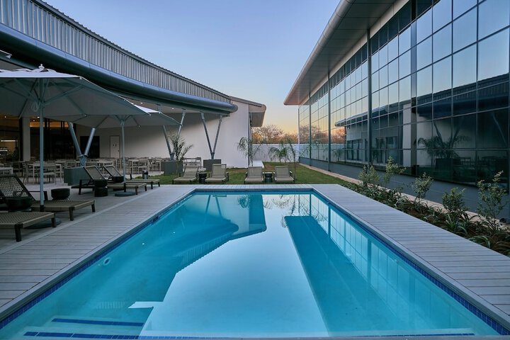 Pool 85 of 171
