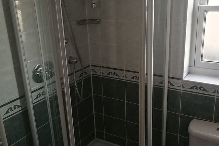 Room 16 of 36