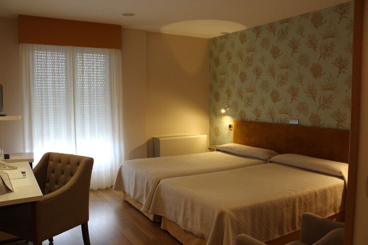 Room 17 of 90