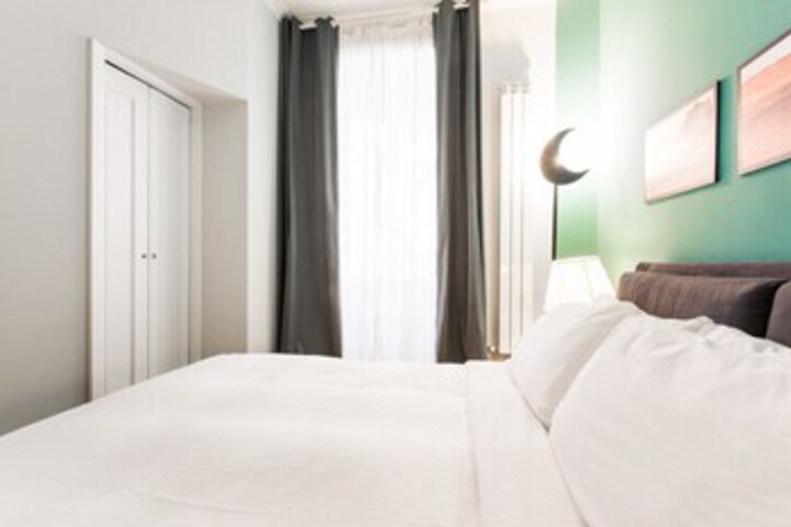 Room 18 of 29