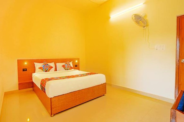 Room 12 of 35