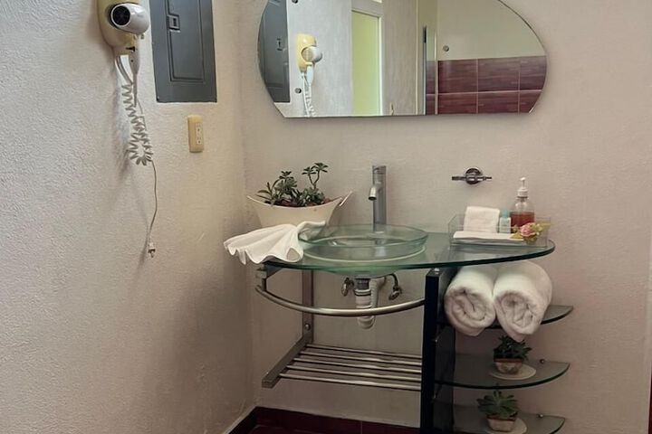 Room 113 of 165