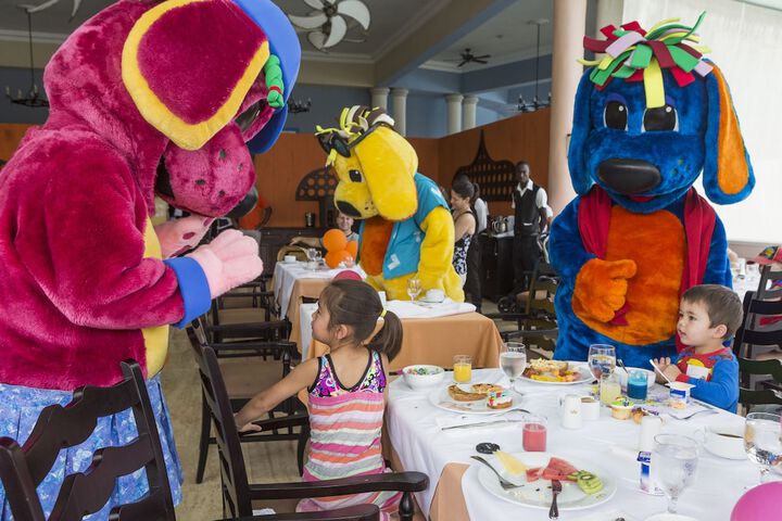 Childrens Activities 128 of 272