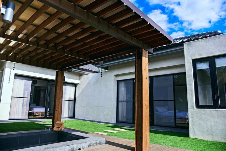 Terrace/Patio 44 of 153