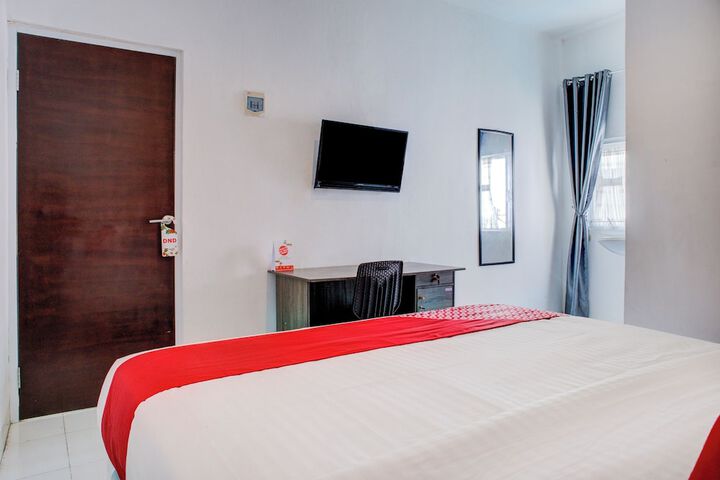 Room 18 of 26