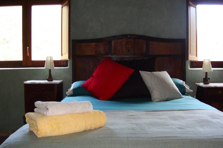 Room 3 of 56