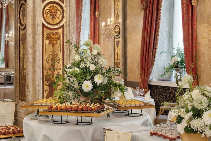 Dining 133 of 238