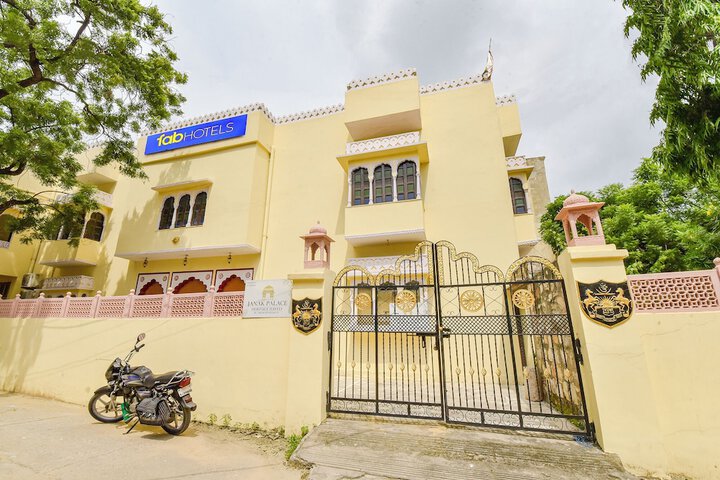 Fabhotel Prism Homestay
