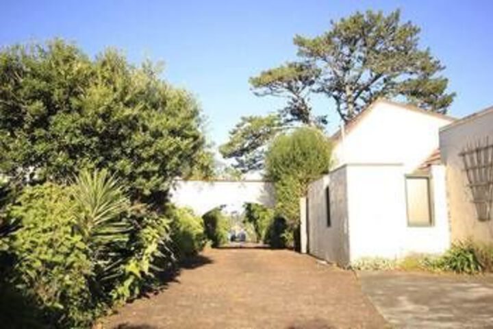 Property Grounds 15 of 16