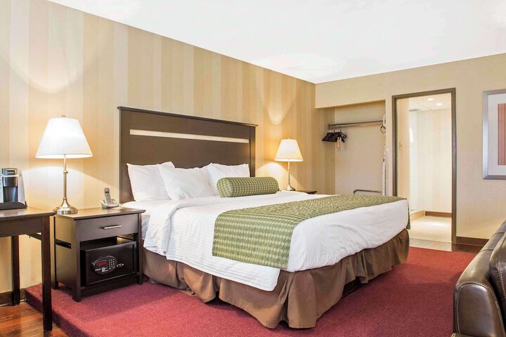 Room 29 of 55