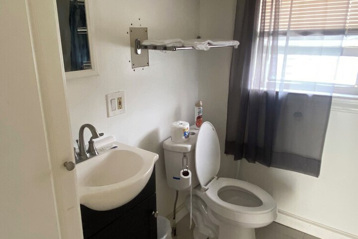Room 100 of 134